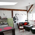 In The Attic Unikatowe Apartmenty By Stayly Апартаменты *
