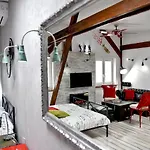 Апартаменты In The Attic Unikatowe Apartmenty By Stayly