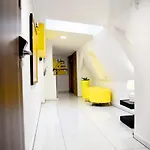 In The Attic Unikatowe Apartmenty By Stayly Апартаменты *