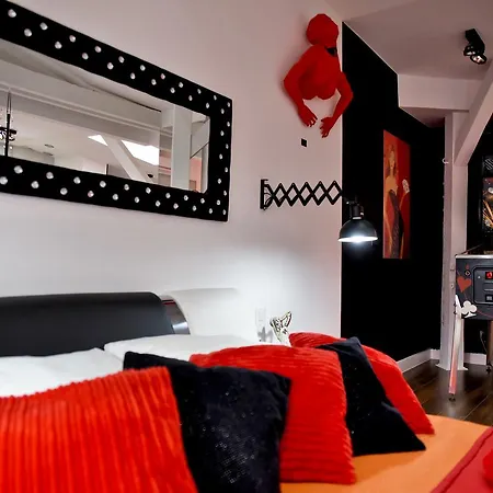 Апартаменты In The Attic Unikatowe Apartmenty By Stayly *