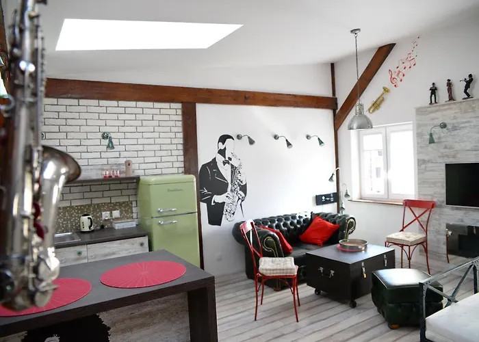 In The Attic Unikatowe Apartmenty By Stayly Lägenhet *